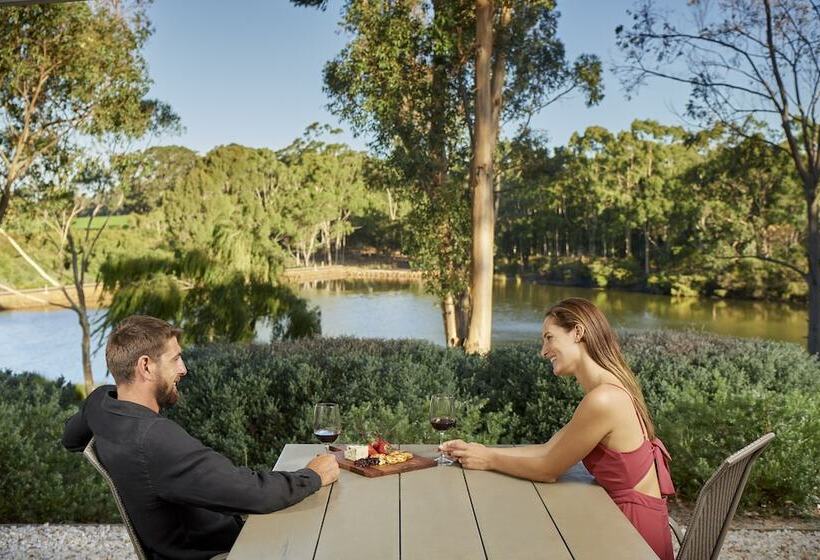 Eight Willows Retreat