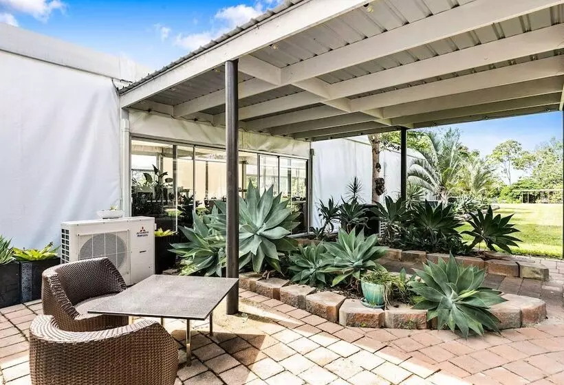 Отель Comfort Inn Parklands Calliope