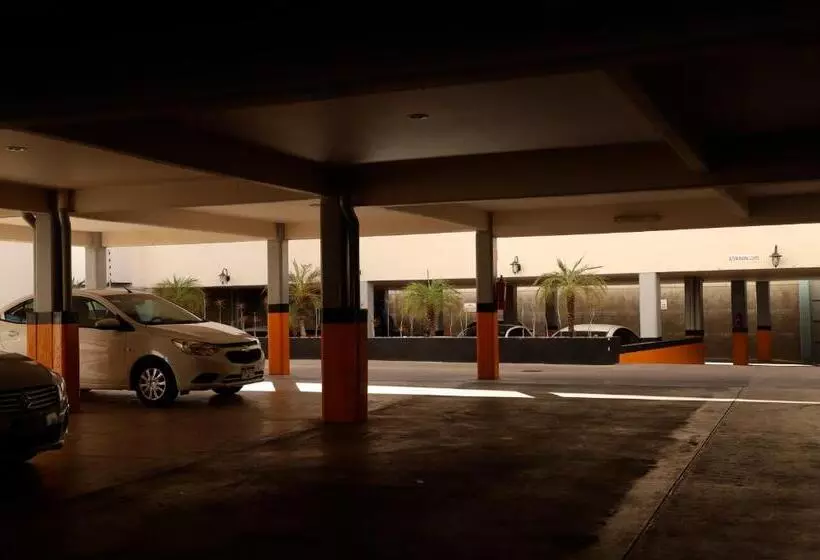 هتل Homesuites Rotarismo