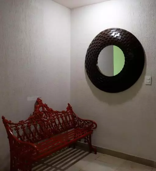 هتل Homesuites Rotarismo