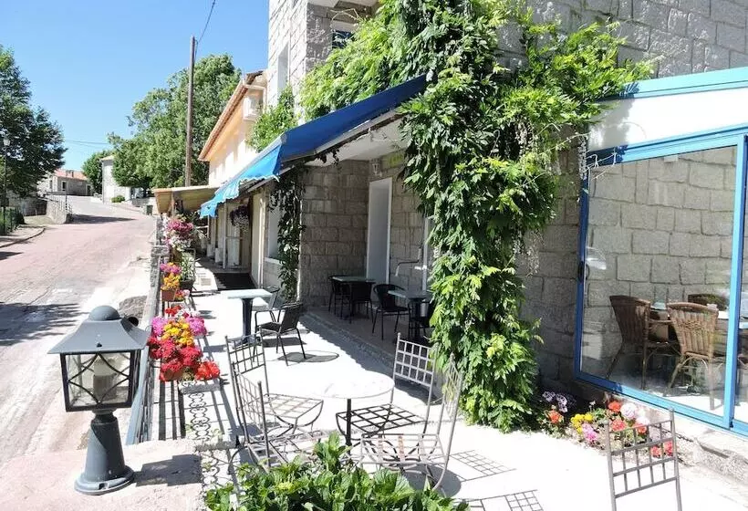 هتل Clair De Lune