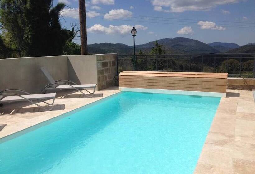 فندق Clair De Lune