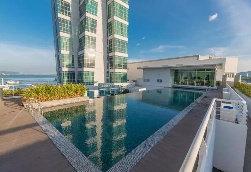 Hotel Maritime Luxury Suites