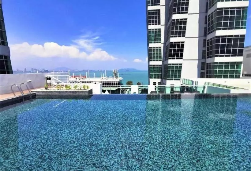 Hotel Maritime Luxury Suites
