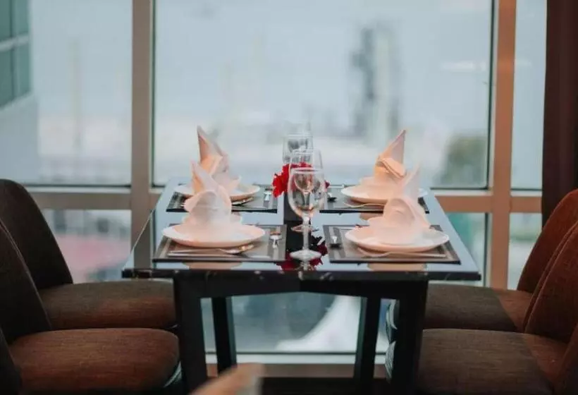 Hotel Maritime Luxury Suites