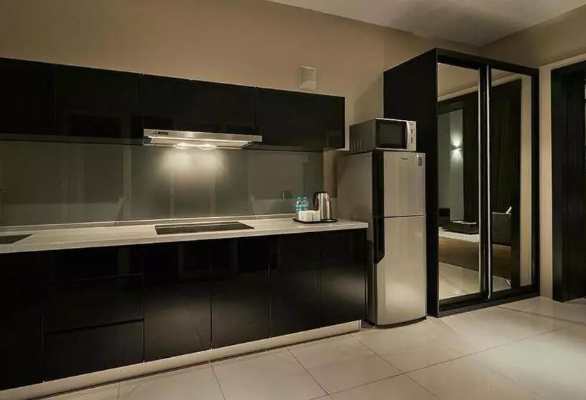 Hotel Maritime Luxury Suites