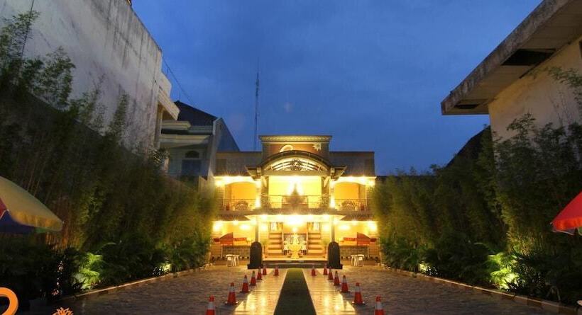 فندق Patria Palace