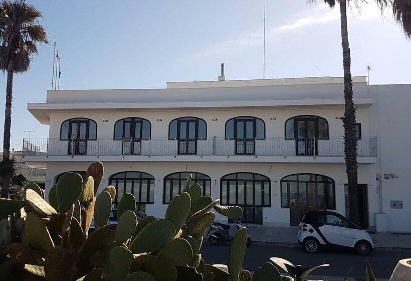 בית מלון כפרי Profumo Di Mare