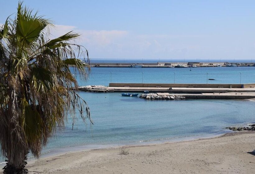 בית מלון כפרי Profumo Di Mare