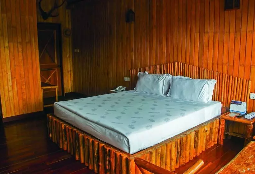 هتل Kma Shwe Pyi Bago Resort