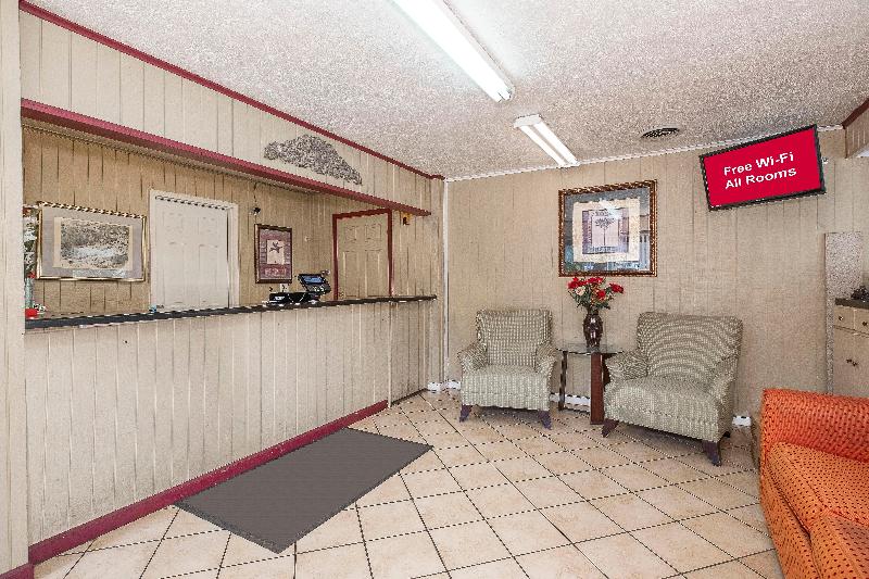 מוטל Red Roof Inn Starkville University