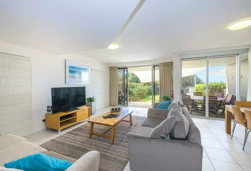 On The Beach Resort Bribie Island