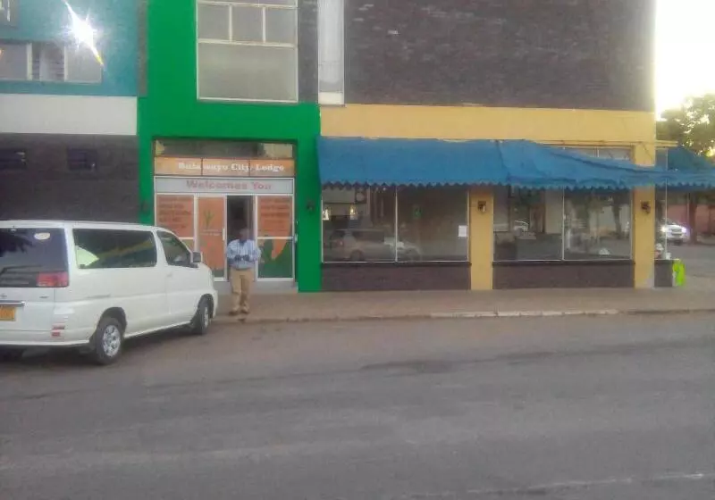 پانسیون Bulawayo Central Lodge