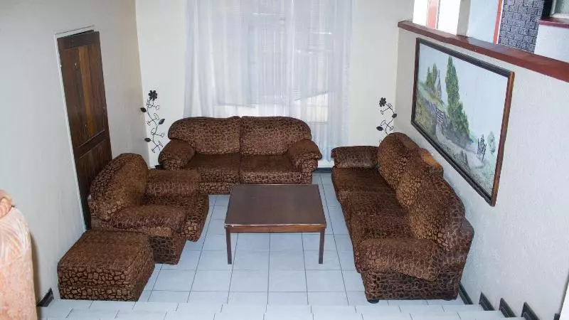 پانسیون Bulawayo Central Lodge