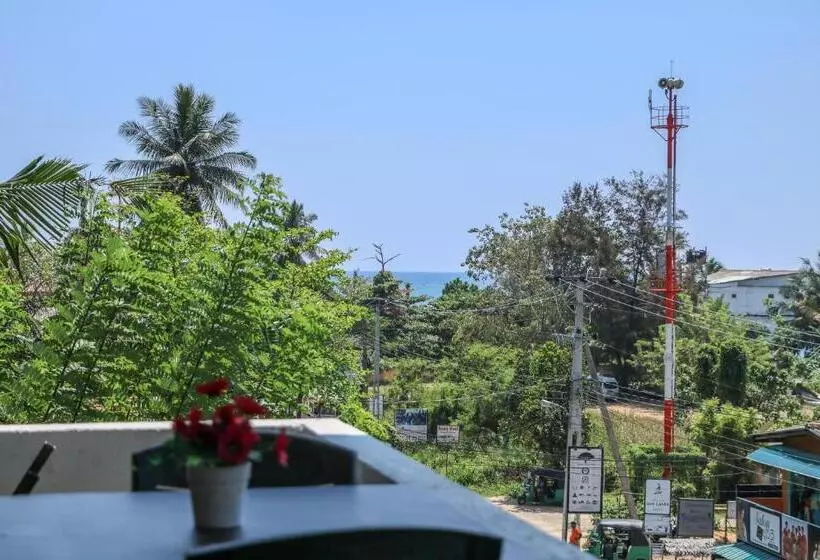 פנסיון Holiday Inn Unawatuna