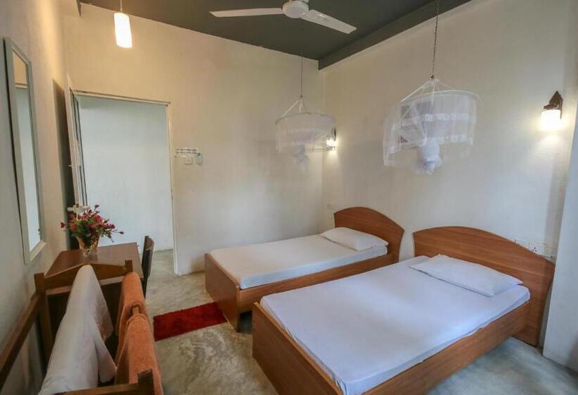 بنسيون Holiday Inn Unawatuna