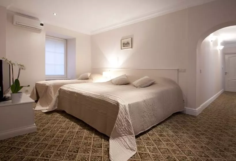 پانسیون Real House