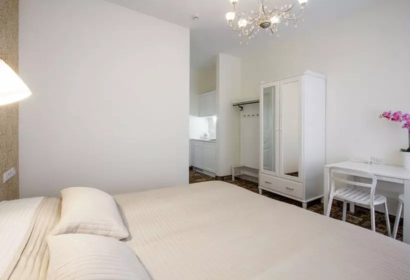 پانسیون Real House