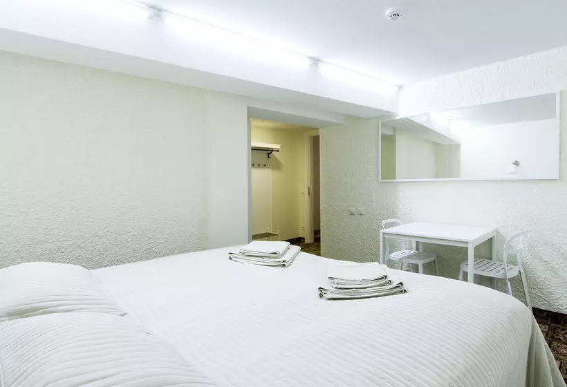 پانسیون Real House