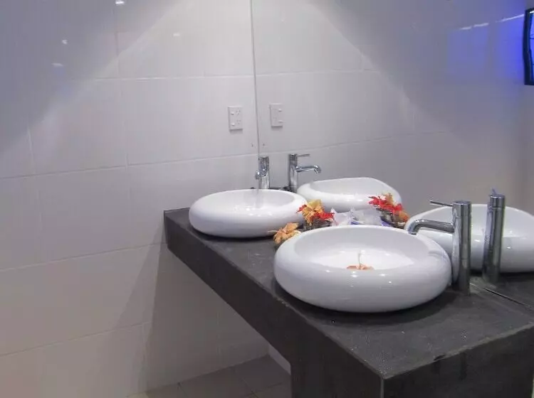 استراحتگاه Stevensons At Manase