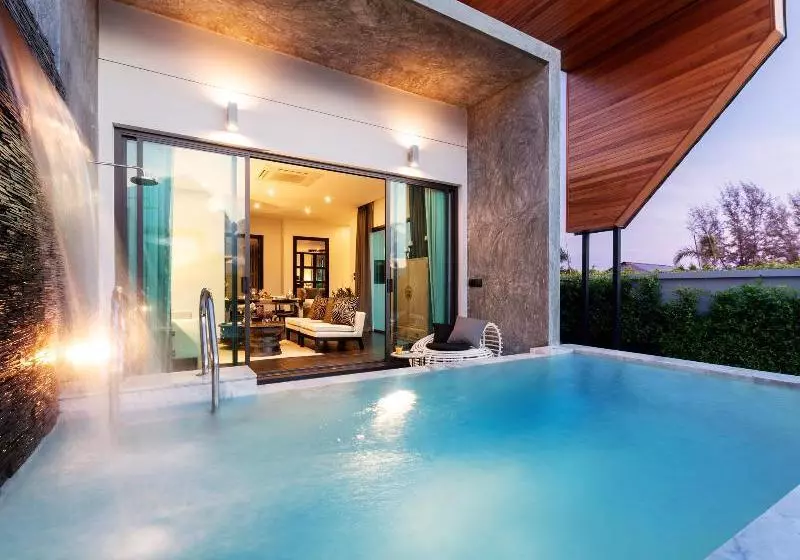 The 8 Pool Villa