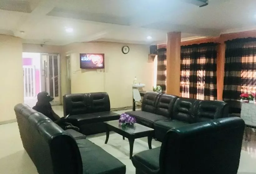 هتل Divine Fountain Ajao