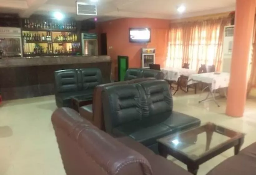 هتل Divine Fountain Ajao