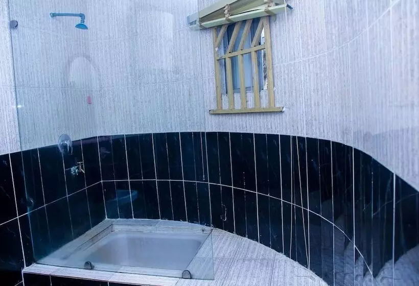 هتل Divine Fountain Ajao