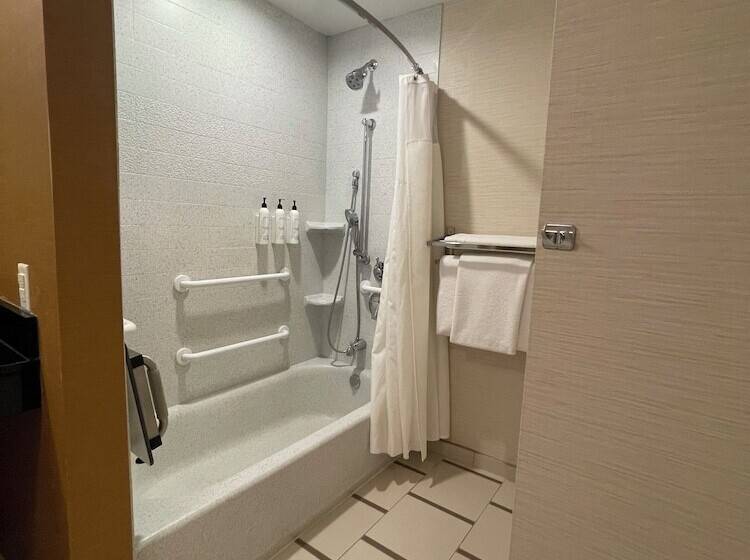 Отель Fairfield Inn & Suites By Marriott Athens