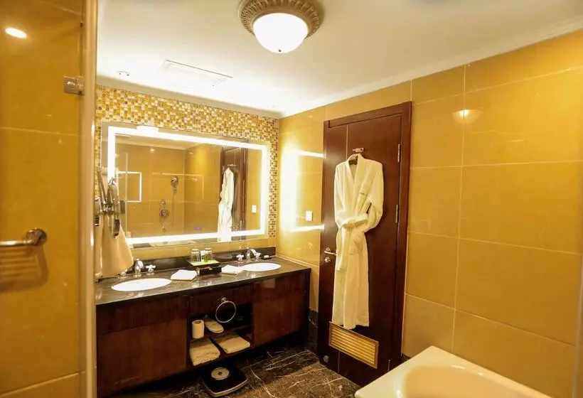 هتل Golden Tulip Addis Ababa