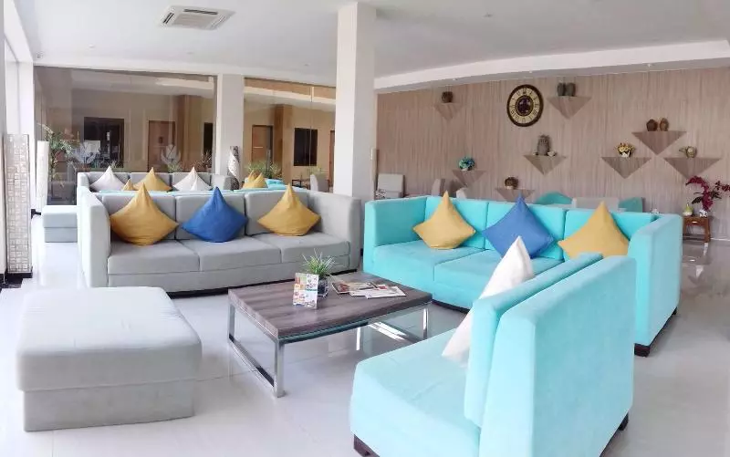 فندق Golden Tulip Essential Belitung