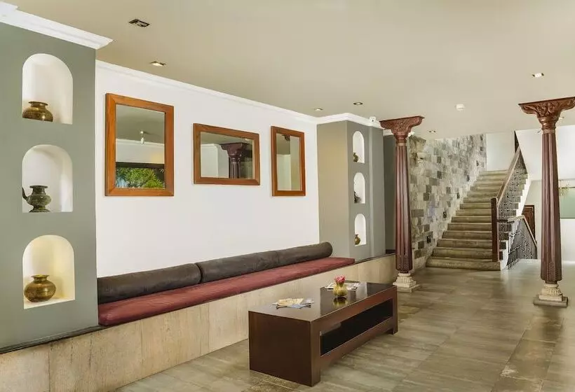 Kandy City Hotel By Earl S