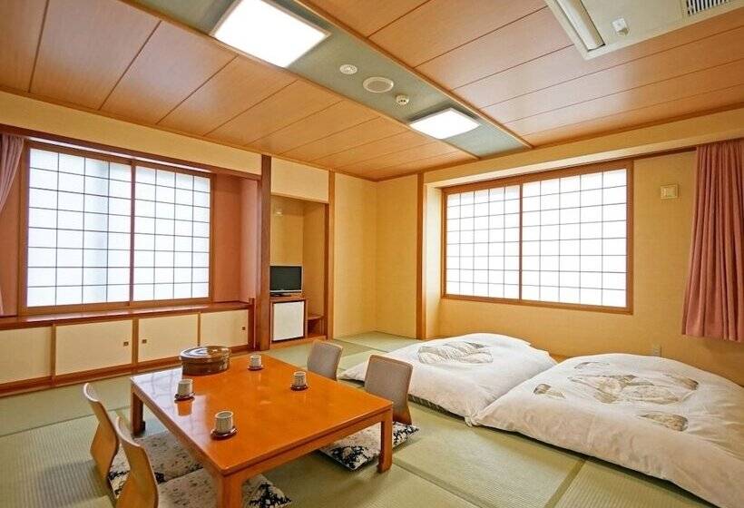 בית מלון כפרי Miyuki