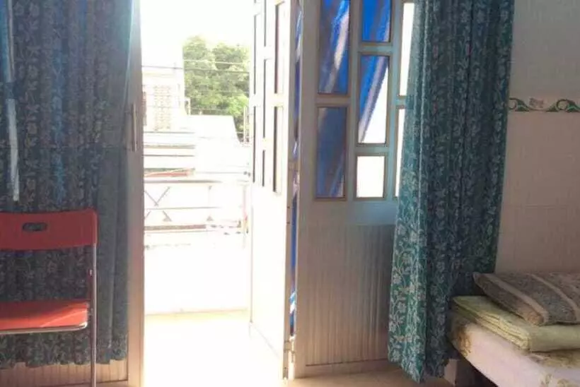 Отель Phuong Hang Guesthouse