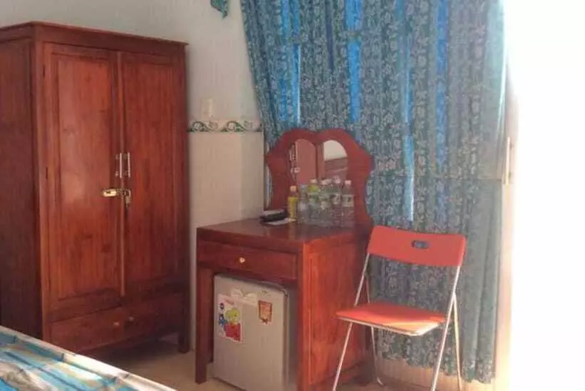 Отель Phuong Hang Guesthouse