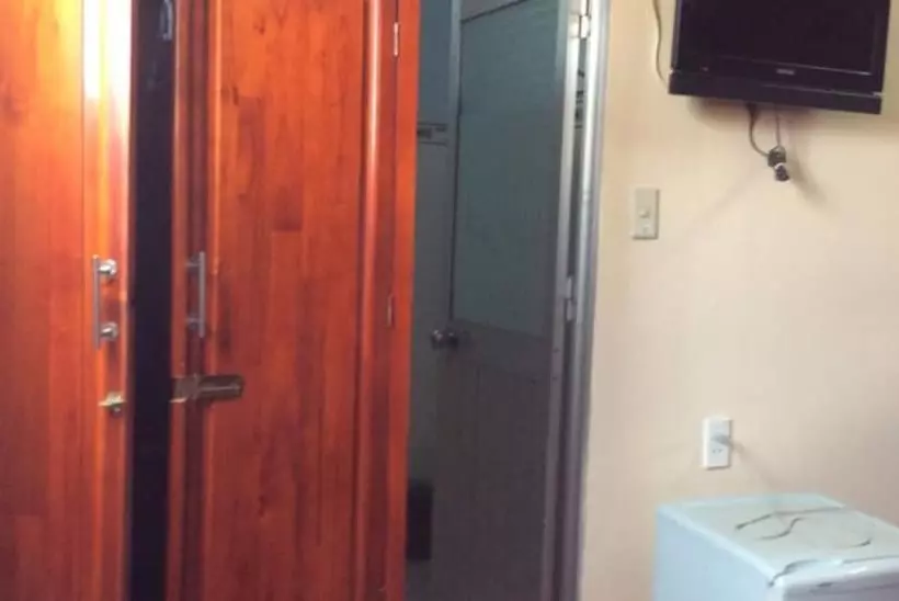 Отель Phuong Hang Guesthouse