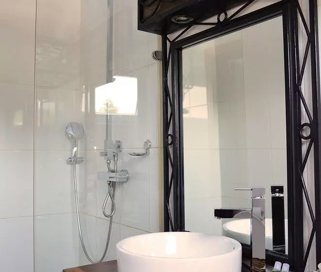 בית מלון כפרי Stellar Lodge