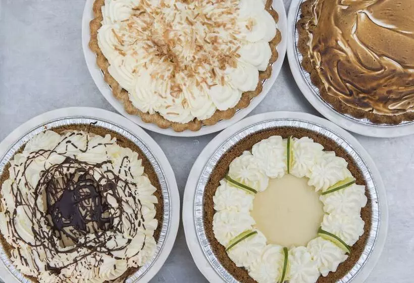 Отель The Inn At Chesapeake Bay Beach Club