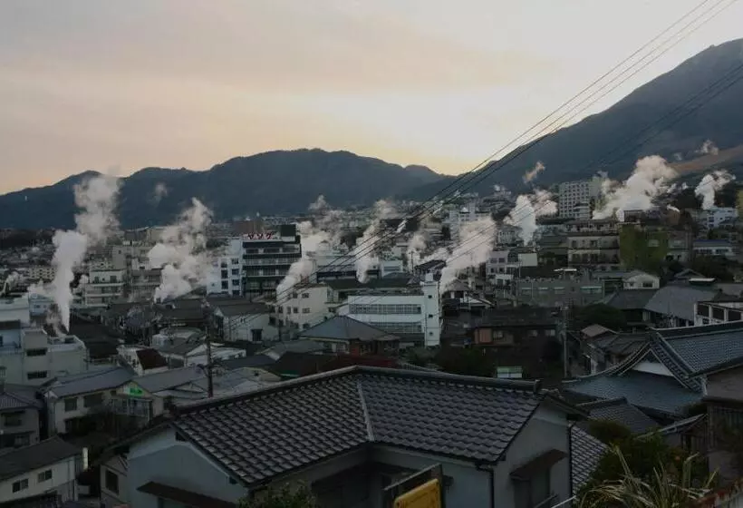 Majatalo Guest House Danran