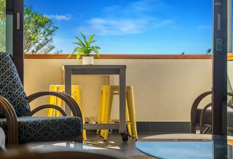 A Perfect Stay   Quiksilver Apartments The Pass