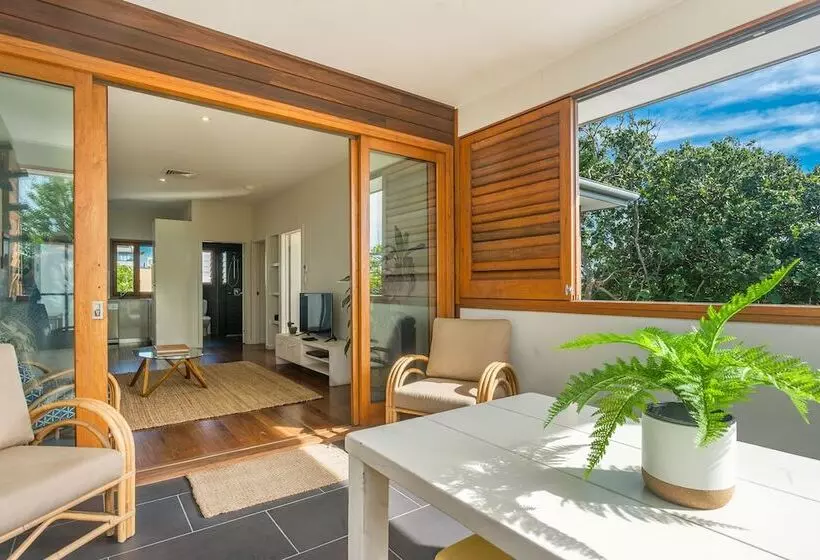 A Perfect Stay   Quiksilver Apartments The Pass