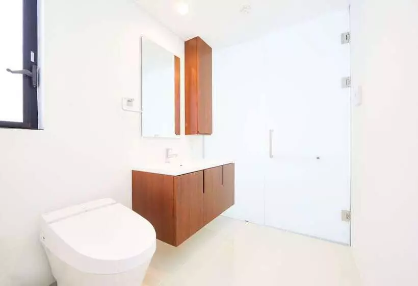 E Horizon Resort Condominium Sesoko