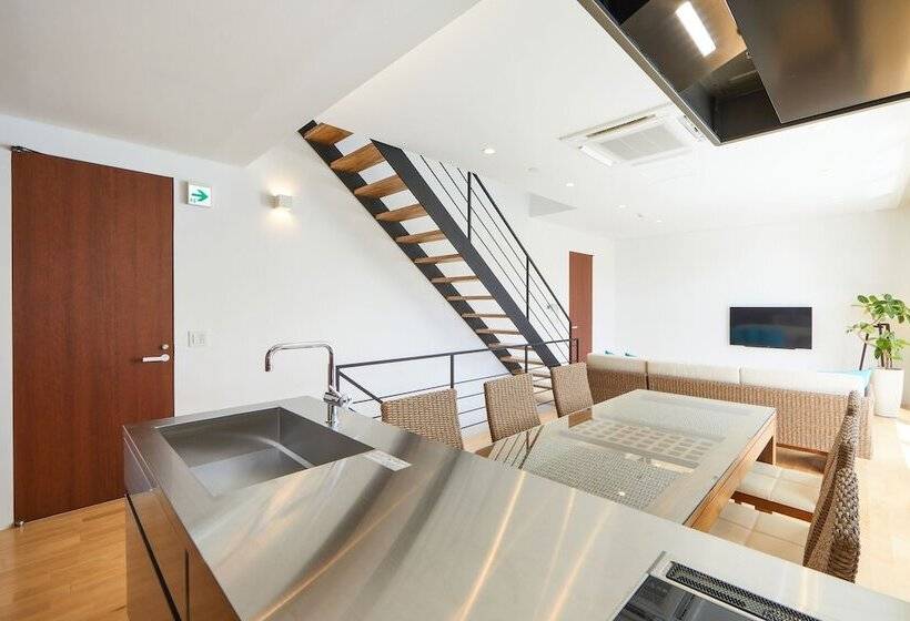 E Horizon Resort Condominium Sesoko