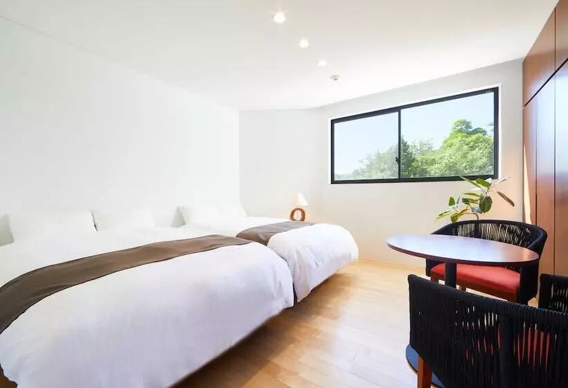 E Horizon Resort Condominium Sesoko