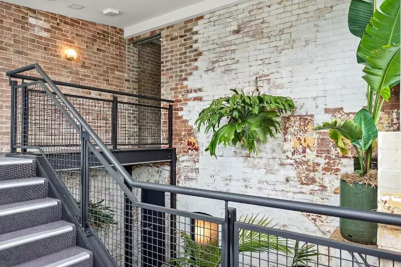 Grand Hotel And Studios