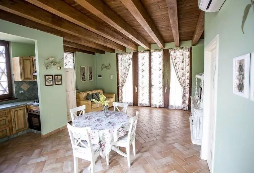 ホテル Agriturismo I Granai