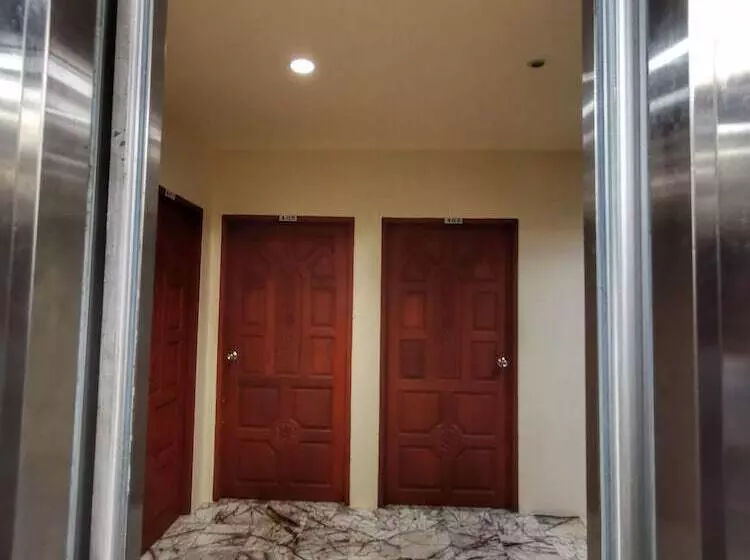 ホテル Orange And Co