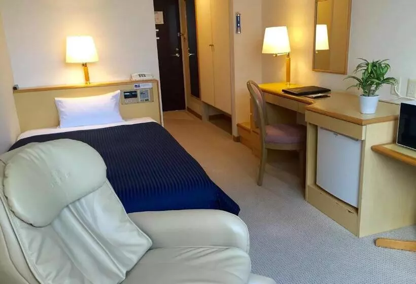 Отель Livemax Sapporo Ekimae