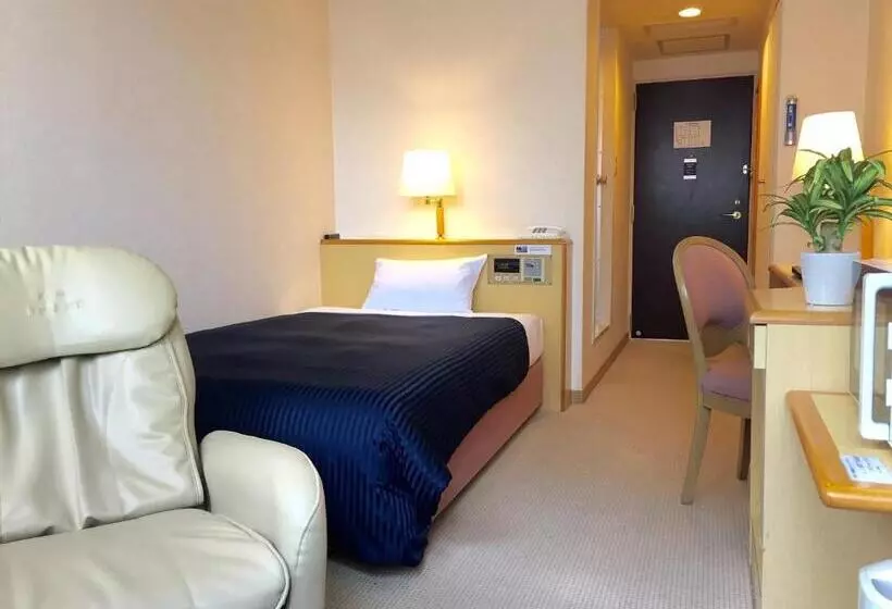 Отель Livemax Sapporo Ekimae