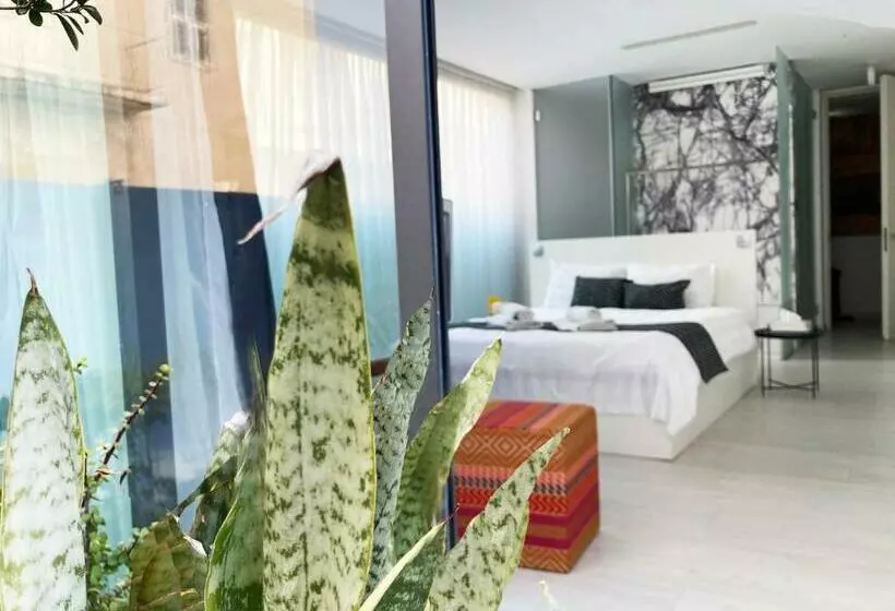 هتل Lokàl Boutique